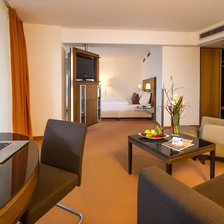 Hotel Dorint An Der Kongresshalle 4*