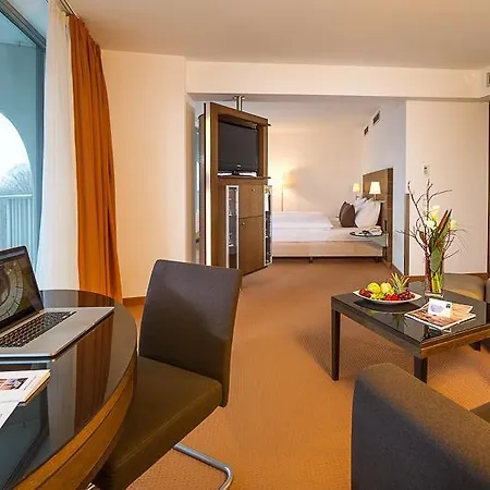 Dorint An Der Kongresshalle Hotel 4*