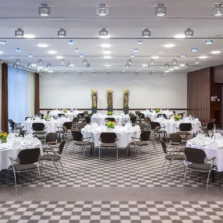 Hotel Sunday An Der Kongresshalle 4*