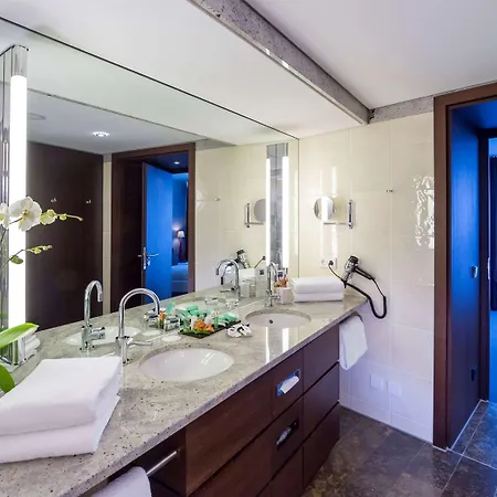 道瑞特安德康格瑞萨乐奥格斯堡酒店 4*