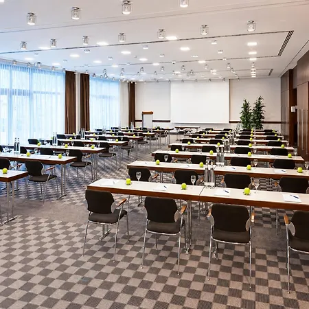 Hotel Sunday An Der Kongresshalle 4*