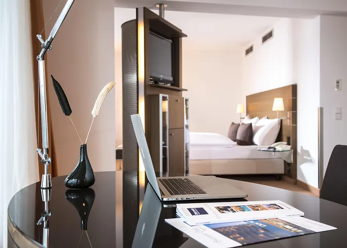 Hotel Dorint An Der Kongresshalle 4*