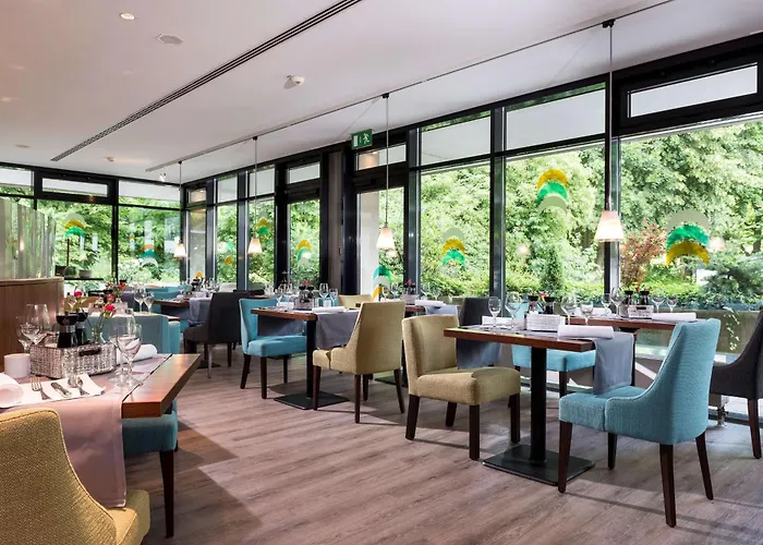 Dorint An Der Kongresshalle Hotel 4*