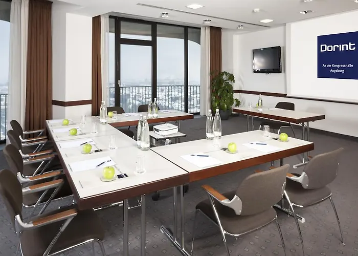 Hotel Dorint An Der Kongresshalle 4*